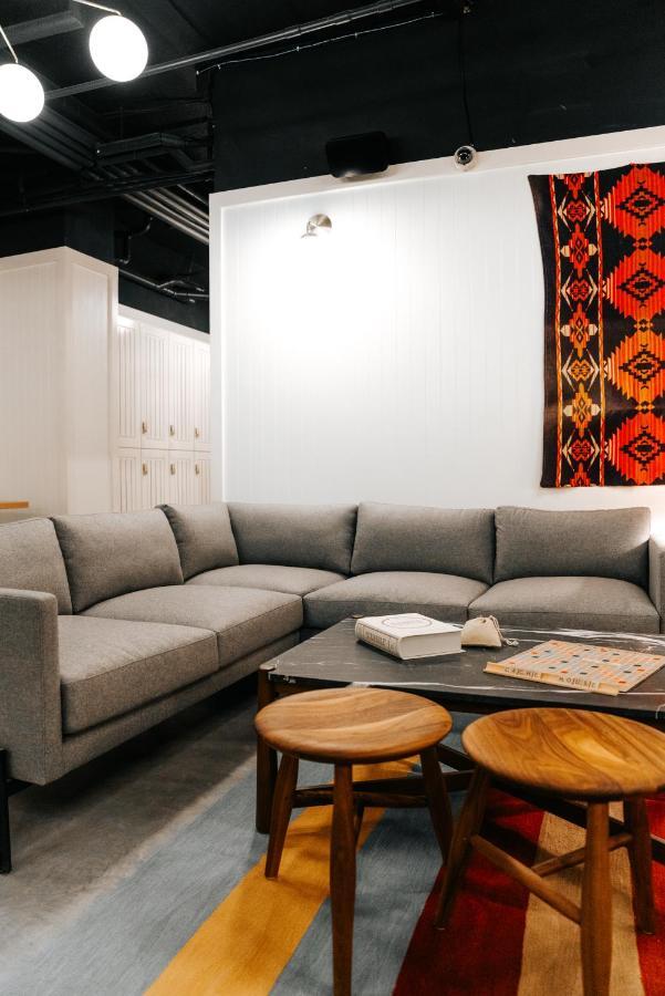 Cache House Hostel Jackson Bagian luar foto